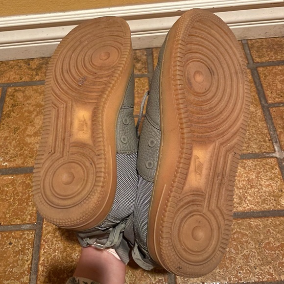 Nike Air Force Mid Desert Moss / Gum bottom - Picture 8 of 8